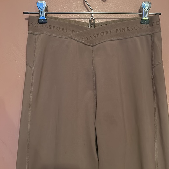 PINK SODA SPORT TAN LEGGINGS SZ small - Picture 2 of 13